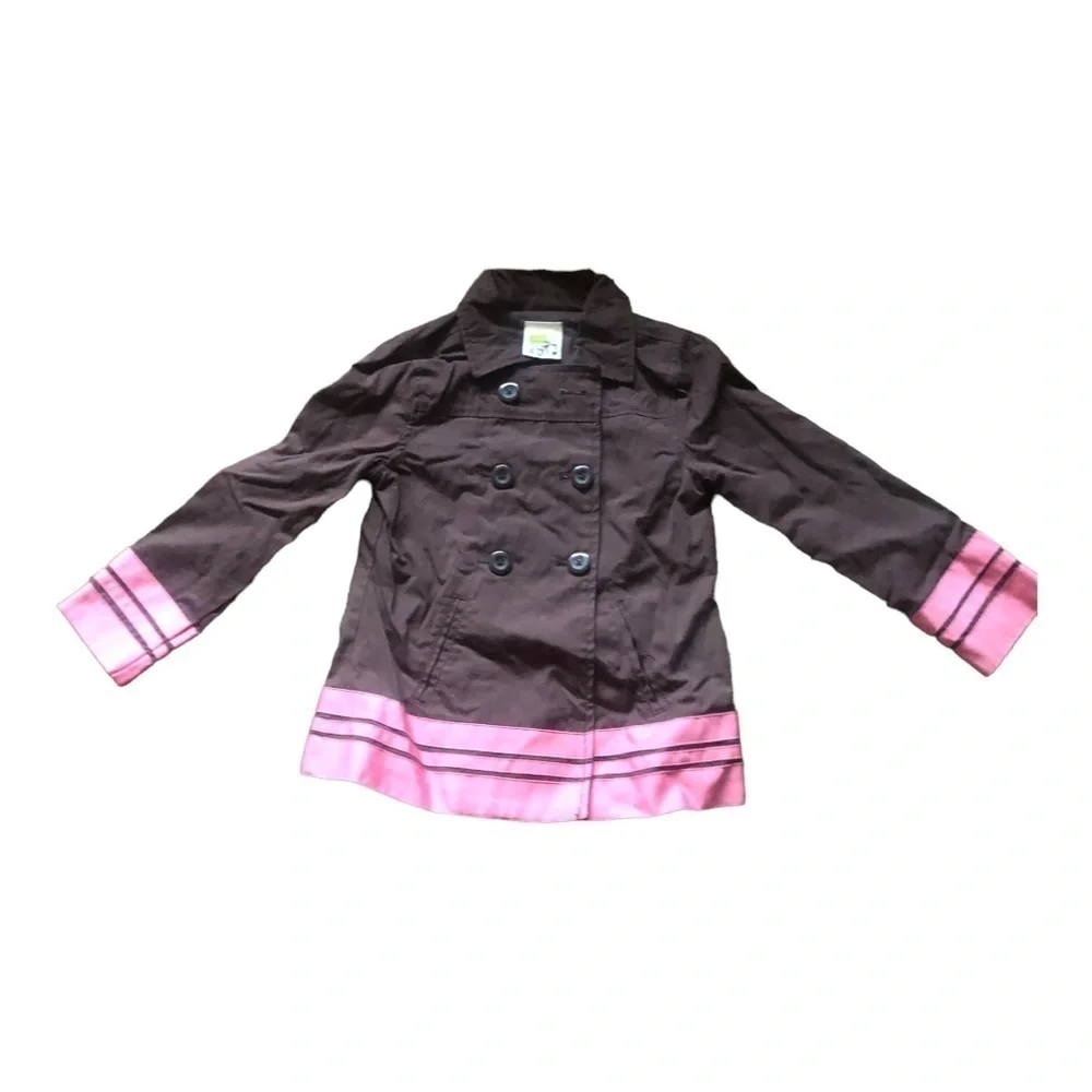 Little Girl light cost Size 5-6 brown& Pink in Excellent Used Condition
